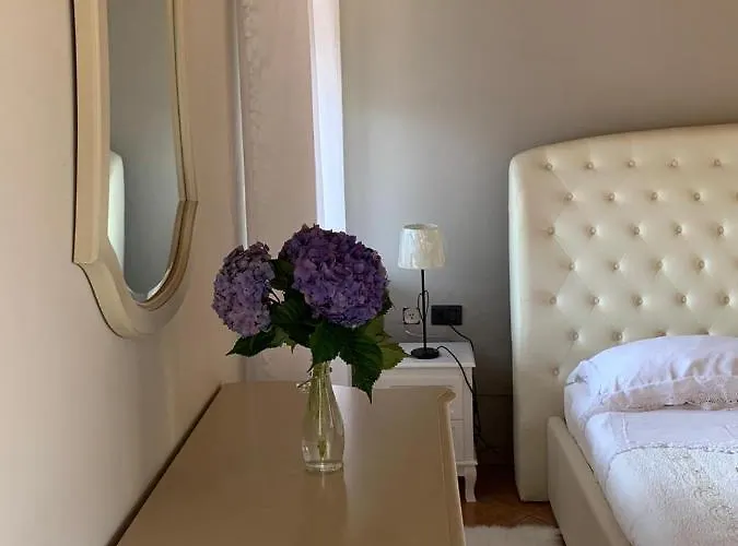 Maison Diletta 펜션 카스텔레토소프라티시노